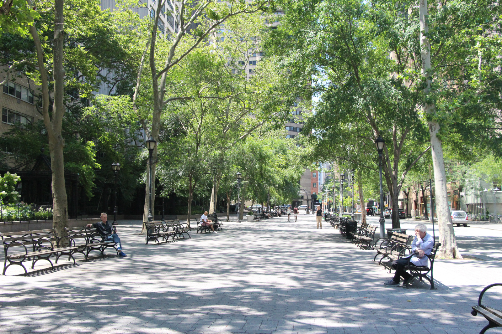 Dag Hammarskjold Plaza