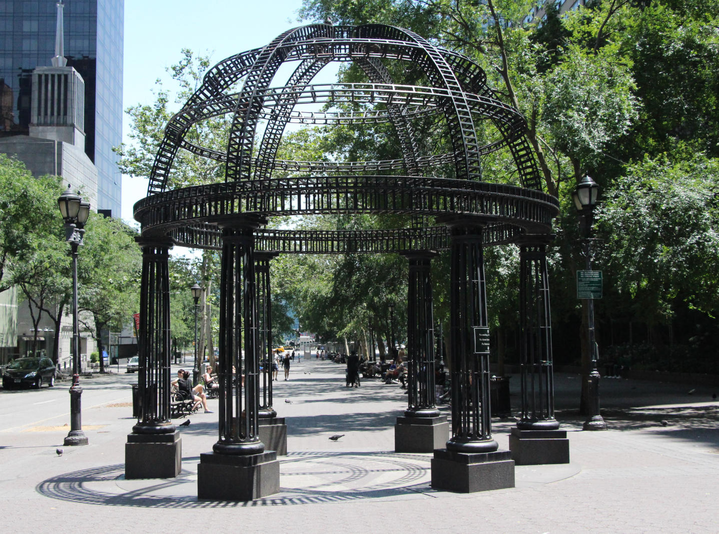 Dag Hammarskjold Plaza